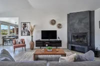 The Cherokee House in Joshua Tree! - ブティック