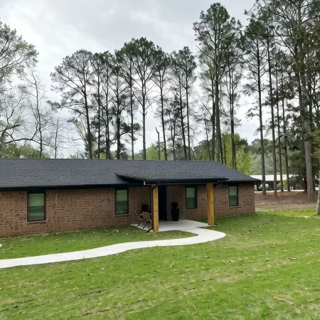 Sam Rayburn Stunner (South End) - Fully Remodeled, Water View, and Water Access