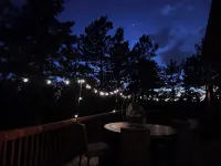 Skyfall Retreat-Hidden Haven Cabin-Secluded Serenity on 5 Acres-Early checkin - シャレー