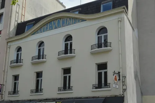 Appart'hôtel Voltaire - 3-Star