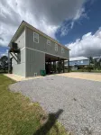 Bream Street retreat. New home in BSL on the water with boat launch. Sleeps 10. - 2つ星