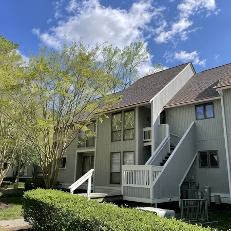 Sea Colony, Walk to Beach & Tennis--Beautiful, Sparkling Clean Getaway!