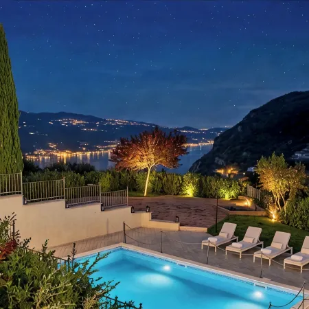 Beautiful 3-room apartment in a residence, pool, balcony, lake view, Lake Garda-Tignale