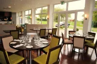 Humber Royal Hotel - breakfast