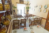 Lantern Guest House - breakfast