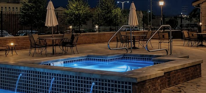 Sleeps 8 in Downtown Sandusky Minutes from Cedar Point &Sports Force Hôtels à&nbsp;: Sandusky