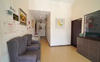 CMN Hotel & Homestay - 2 ดาว