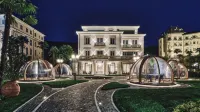 บูทีคโฮเทล สเตรซา - ที่มีสระว่ายน้ำ