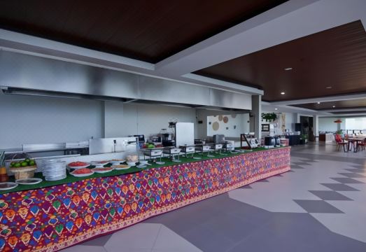 라자 꾸따 만달리카 호텔