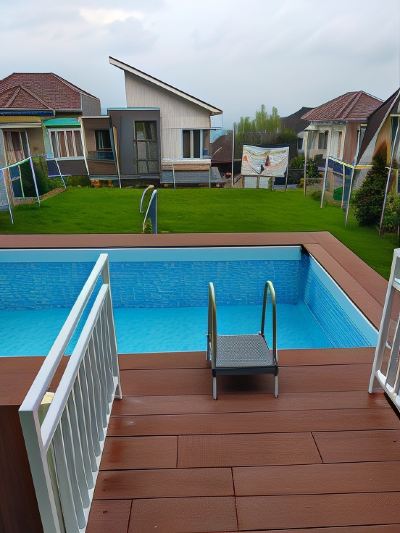 Outdoor Swimming Pool