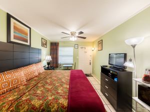 Sunshine Inn & Suites Venice, Florida