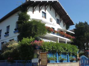 Chambres d'Hotes la Maison Bleue