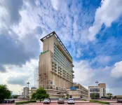 Holiday Inn Gurugram Sector 90 Các khách sạn gần Leopard Hills