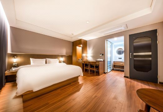 Hotel the Hill - Housity