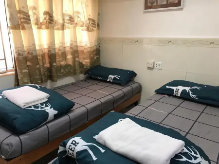 Hong Kong South North Hostel