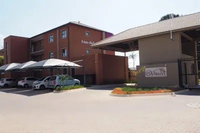 African Eagle Apartments Hotel di Boksburg