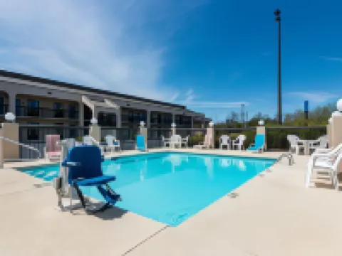 Dublin Inn and Suites Hotels in Dublin