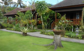 Kubu Alas Tunggal Villa