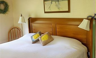 The Alpine Homestead Bed & Breakfast