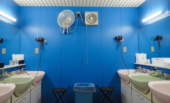 Capsule Hotel Block Room