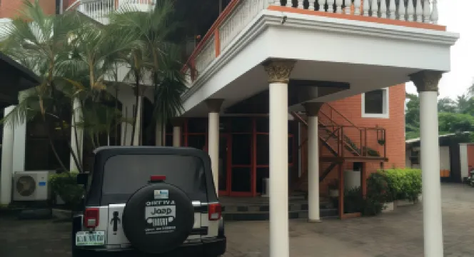Cynergy Suites Apapa Hotels near Balogun Market