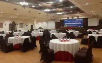 Narita Hotel Tulungagung Hotels in Pagerwojo