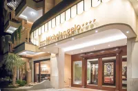 هوتل مايكل أنجلو Hotels near Bastion of Parsano