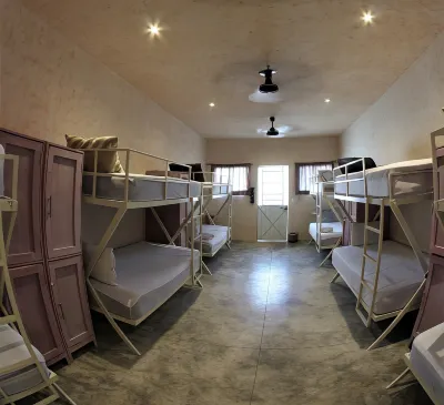 Valladolid 48 Hotel & Hostal Các khách sạn ở 