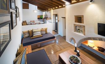 Menexes Suites Monemvasia