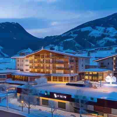 Hotel & Spa Held 4 Sterne Superior, Zillertal Hotel Exterior