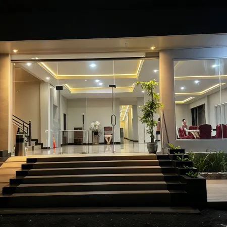 Grands Orchid Hotel
