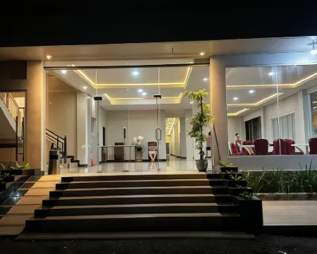 Grands Orchid Hotel Hoteles en Lahat