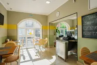 Elisa Inn Hotel