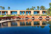 Morgado Golf & Country Club Hotels near Marina de Portimao