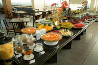 Monza Palace Hotel - Desayuno