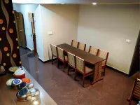 Dew Drop Inn - 2 ดาว