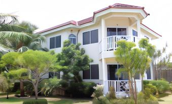 Pipers Cove Resort