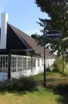 Bjerred B&B Hotels near Stenparken på Habo Gård