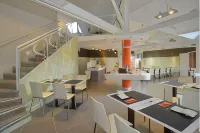 Logis Domaine du Moulin Cavier Hotels in Briollay