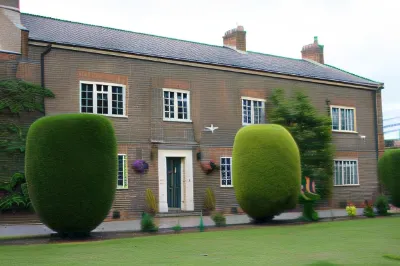 The Manor Guest House فنادق في Linton-on-Ouse