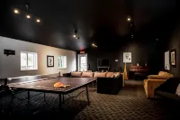 Beatnik Hotel Hotels in Sutton