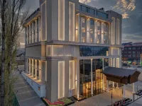 Ramada Encore by Wyndham Rajbagh Srinagar Hotels in Srinagar