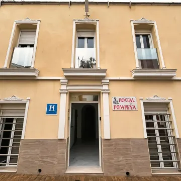 Hostal Pompeya Merida Отели рядом со станцией Merida