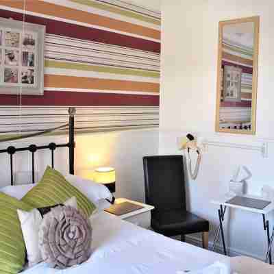 Serena Court Hotel Rooms