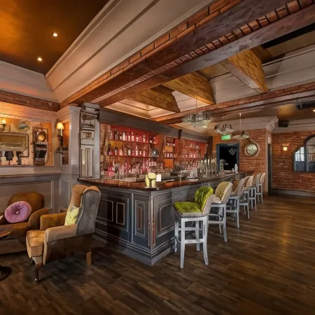 Queens Hotel