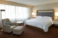 Sheraton Ottawa Hotel Các khách sạn gần Parc de la Confédération