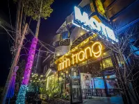 Minh Trang Motel Hotels in 