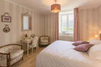 Le Manoir de Placy - Chambres d'Hôtes Hotels in Clécy