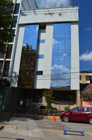 Florida del Inca Hotel