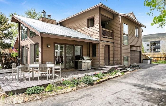 Pet-friendly 5 bed/4 bath home, just minutes to Beaver Creek, Avon, and Vail